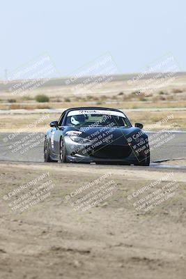 media/Oct-18-2025-Speed Ventures (Sat) [[8b3b7cf525]]/Yellow/Session 3 (Sunset)/